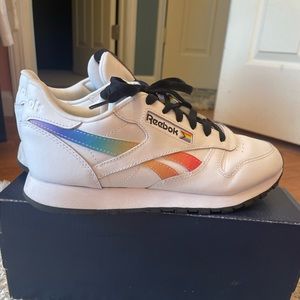 Reebok classic pride sneaker